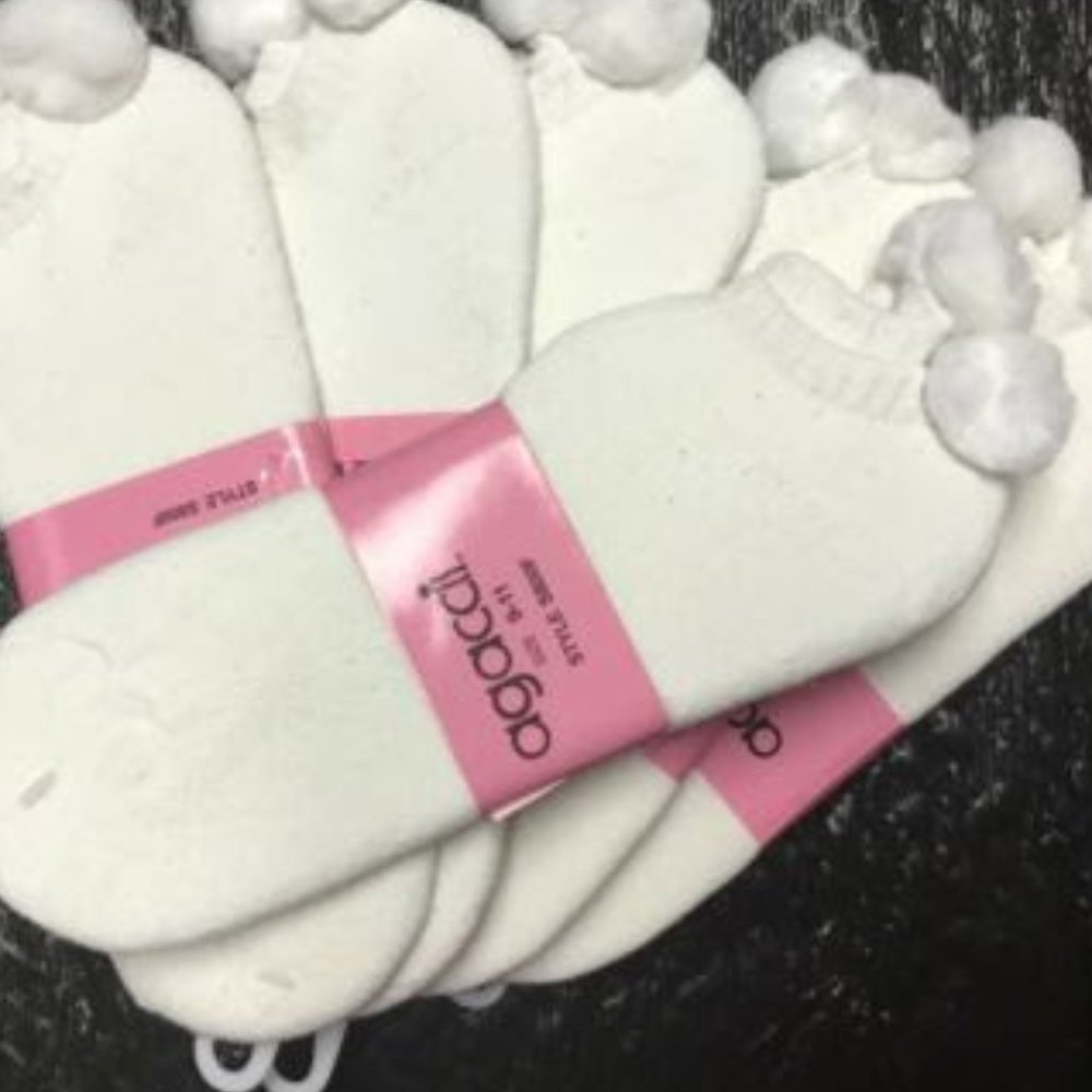 Womens Pom-Pom Ankle Socks 12 Pair